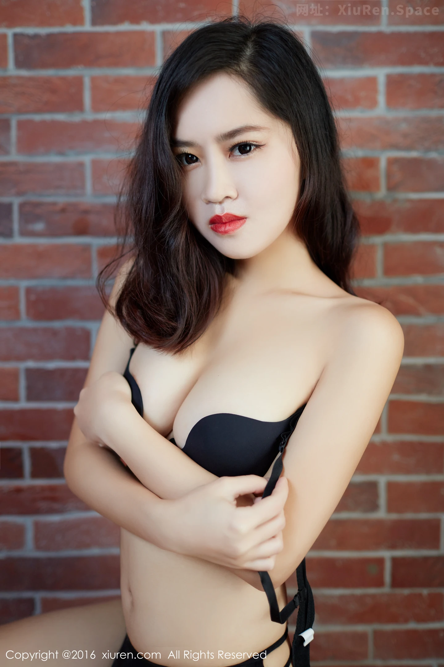图片[5]-[XiuRen秀人网]VOL.592 新人嫩模荡漾Crystal性感豹纹内衣曼妙身材透视诱惑写真60P-秀人网官方网站
